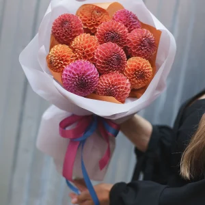 Монобукет из георгин