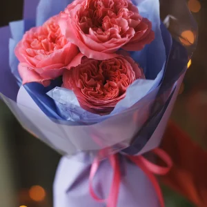 Моно из пионовидной розы Пинк Экспрешн