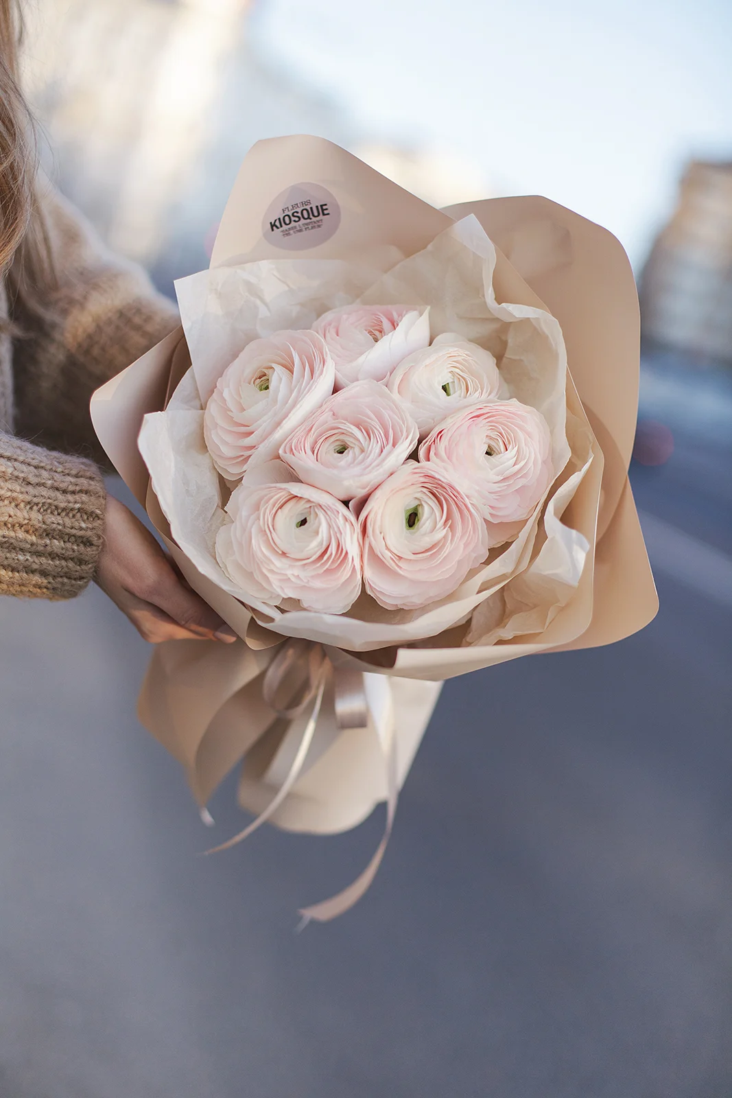 Моно букет из ранункулюсов Ханой