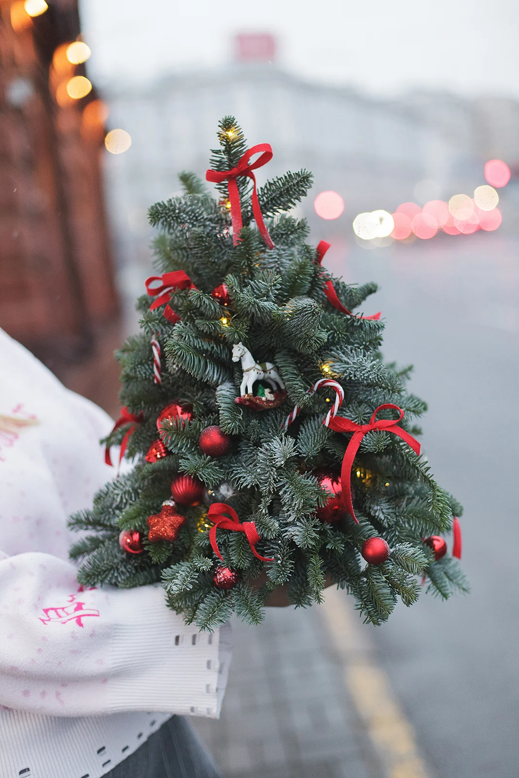 Новогодняя Елочка из нобилиса и игрушек ShiShi